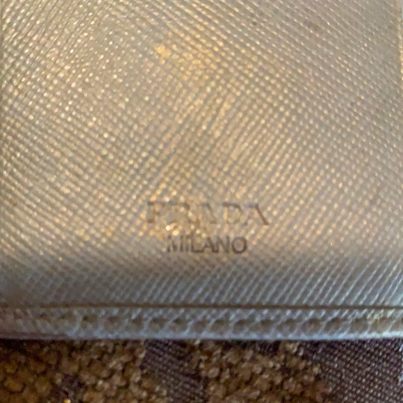 Authentic Prada card & keys holder - Picture 8 of 10